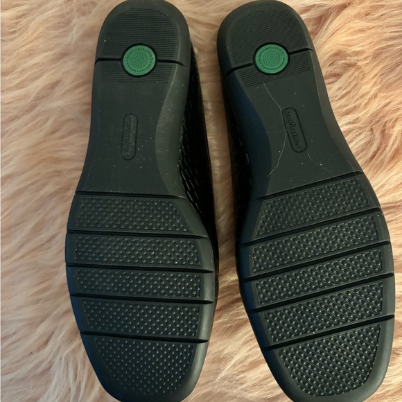 Beacon Comfortnew Black Patent Alligator Pattern Mules size 11 New in Box - Picture 2 of 2